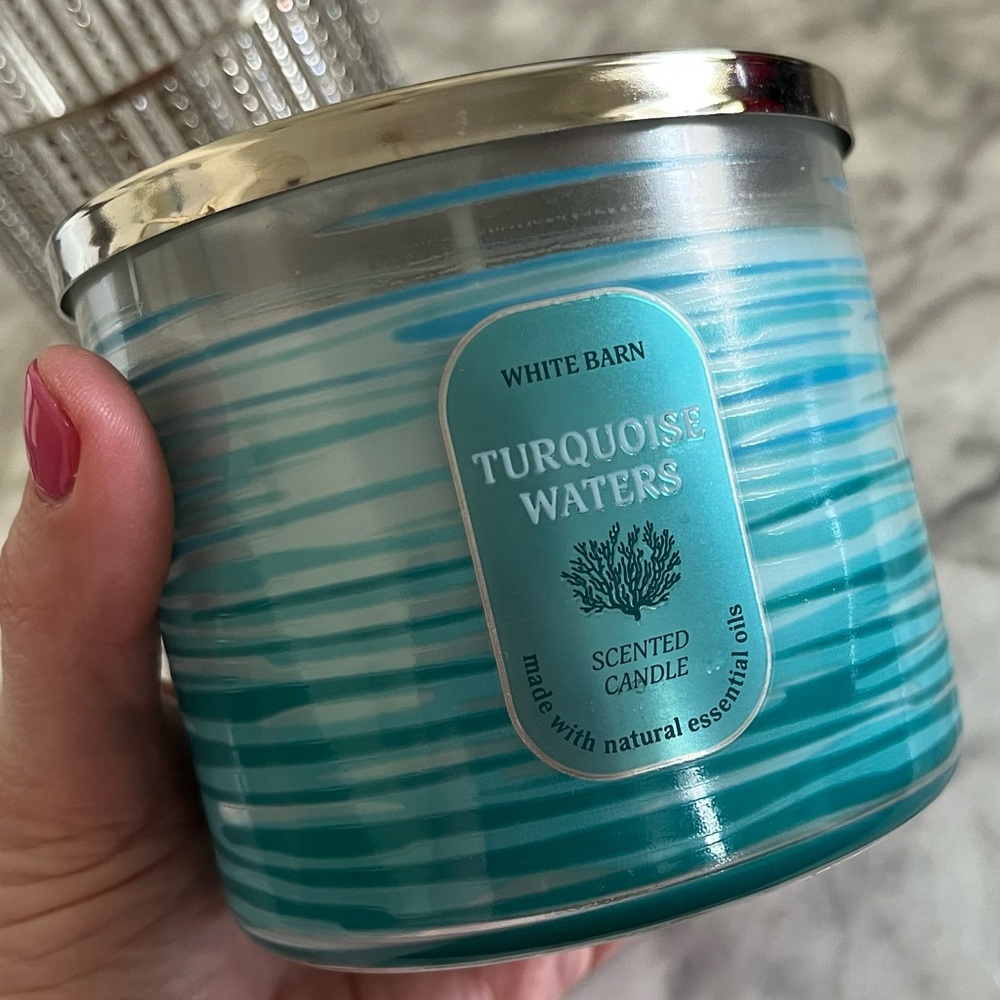 New Bath & Body Works Soy Candle and Silver Holder - Turquoise Waters Scent - Picture 2 of 11